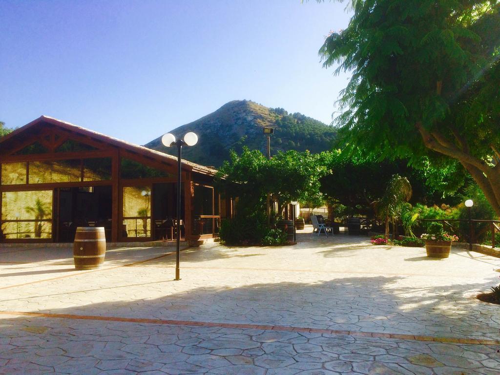 Agriturismo Tenute Pispisa Segesta Calatafimi Bagian luar foto